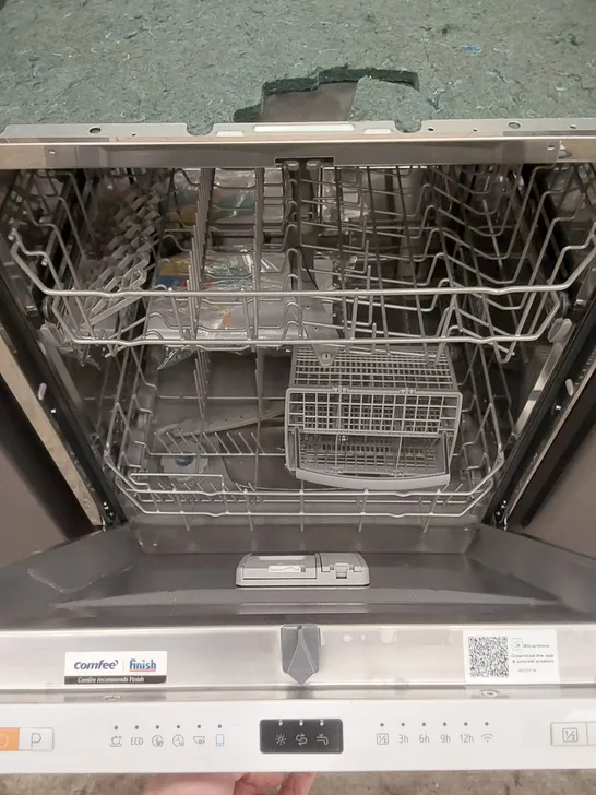 COMFEE FULLY INTEGRATED DISHWASHER, MODEL: KWH-BD1215P-W