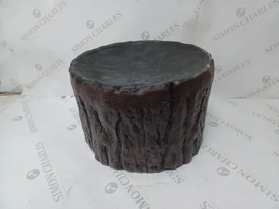 DECORATIVE CLAY PROP STOOL/LOG 