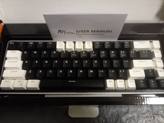 BOXED ROYAL KLUDGE R65 KEYBOARD