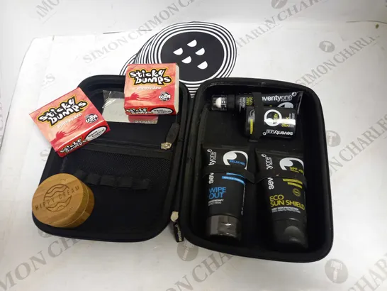 SEVENTY ONE GIFT SET WITH STICKY BUMPS BOARD WAX  