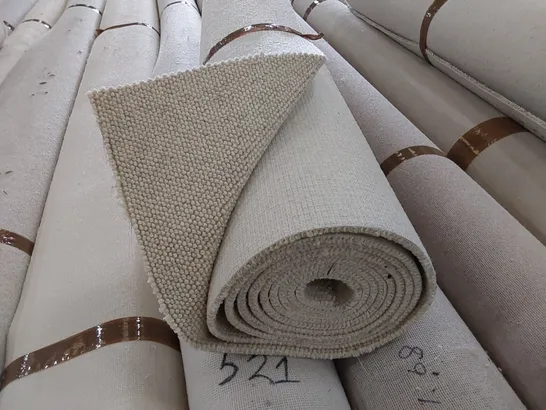 ROLL OF QUALITY MOHAIR PADSTOW PEBBLE CARPET // SIZE: APPROX. 1.26 X 5m