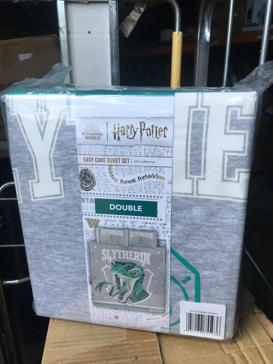 BOX OF 9 BRAND NEW HARRY POTTER SLYTHERIN DOUBLE DUVETS 