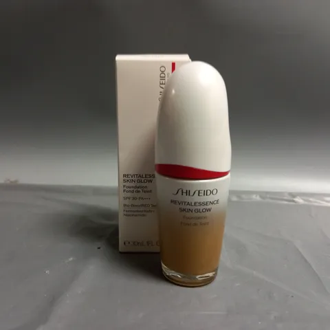 BOXED SHISEIDO REVITALESSENCE SKIN GLOW FOUNDATION 460-TOPAZ 