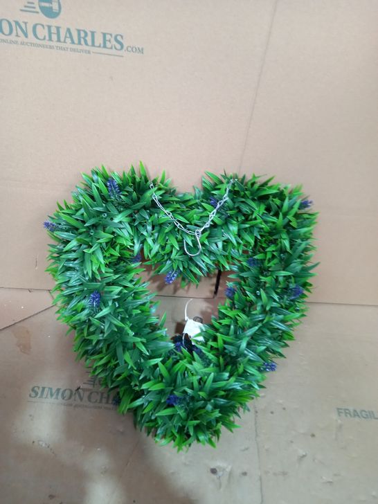 GARDEN REFLECTIONS OUTDOOR PRE-LIT HEART WREATH