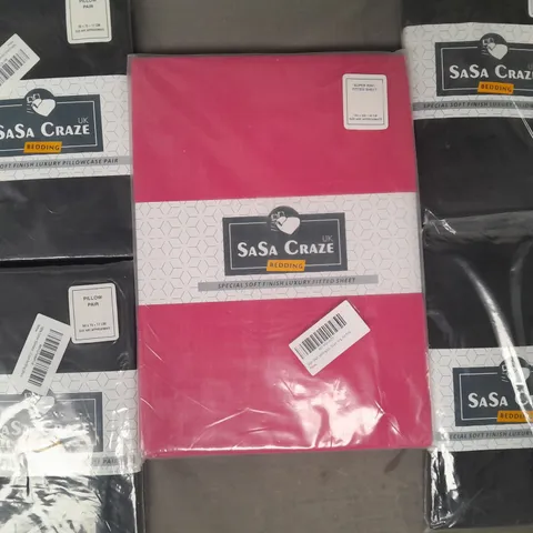 BOX OF APPROXIMATELY 15 ASSORTED SASA CRAZE BEDDING ITEMS TO INCLUDE PILLOWS AND SHEETS IN VARIOUS COLOURS