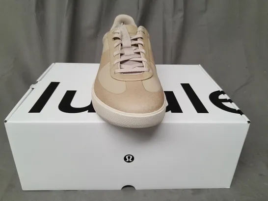 BOXED PAIR OF LULULEMON CITYVERSE SNEAKERS IN SANDSTONE UK SIZE 11.5