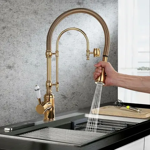 BOXED ROSDORF PARK DELORENZO PULL DOWN KITCHEN FAUCET 