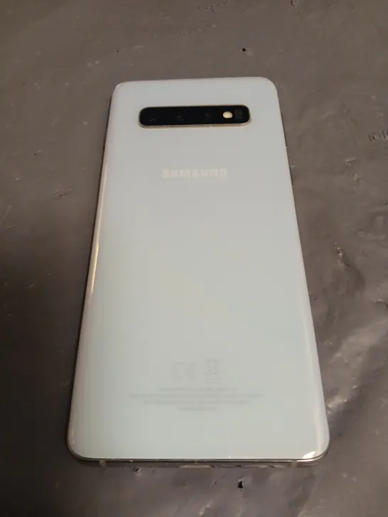 UNBOXED SAMSUNG GALAXY S10 MOBILE PHONE