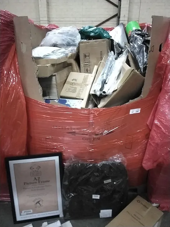 PALLET OF ASSORTED ITEMS TO INCLUDE: HUGH BUTLER SUIT COVER, A2 PICTURE FRAME, LED CEILING LIGHT, PTC CERAMIC HEATER ETC