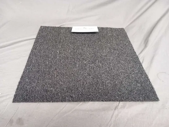 APPROXIMATELY 40 BLACK CARPET TILES 50 X 50CM