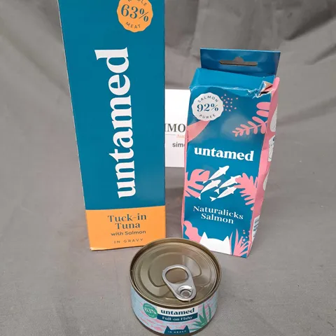 BOXED UNTAMED APPROX 20 ASSORTED CATFOOD ITEMS TO INCLUDE TINS AND PUREE