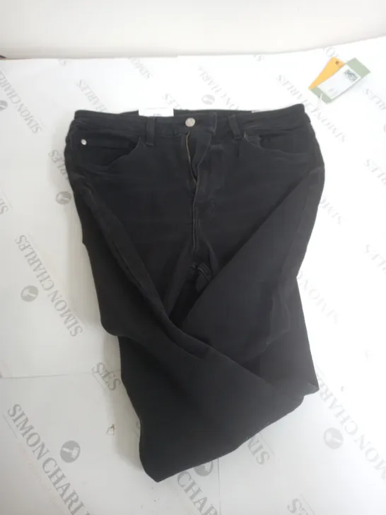 H&M SKINNY HIGH WAISTED BLACK JEANS - UK 14