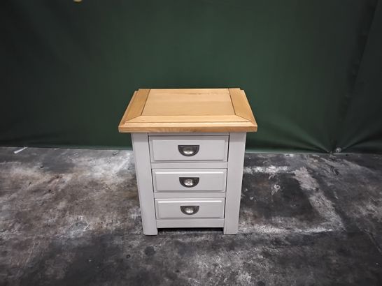 QUALITY GREY CHEST OF 3 DRAWS WITH OAK EFFECT