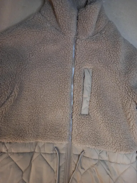 DESIGNER STYLE FLEECE COAT IN TAN SIZE 6