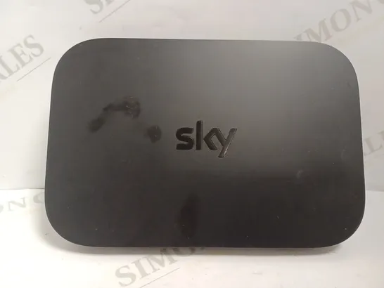 SKY Q SET TOP BOX - EM150