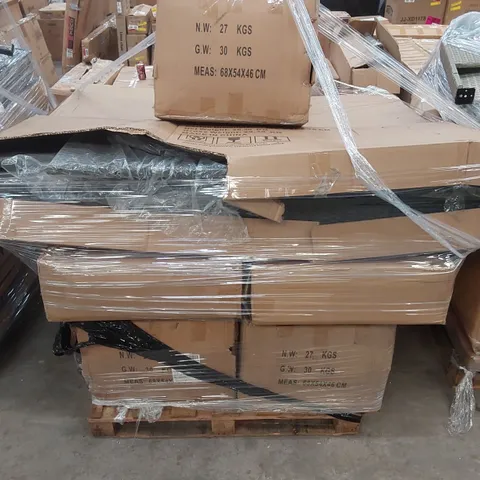 PALLET OF ASSORTED GARDEN AND PATIO FURNITURE PARTS 