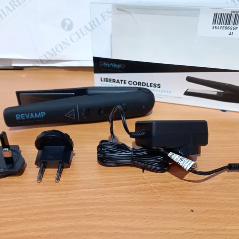 LIBERATE CORDLESS CERAMIC COMPACT STRAIGHTENER