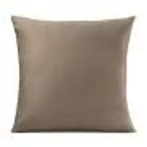 BAGGED FINNLEE SQUARE SCATTER CUSHION