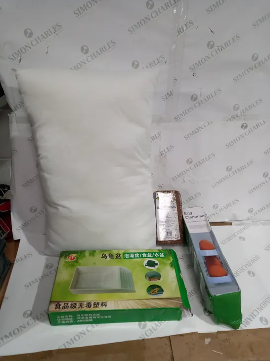 LARGE BOX OF ASSORTED HOUSEHOLD ITEMS TO INCLUDE PILLOWS, EGG DISPENSER AND PEAT BRICK