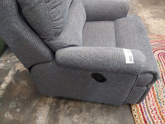 QUALITY BRITISH DESIGNER G PLAN NEWMARKET MANUAL RECLINING EASY CHAIR SCALE COLBOLT FABRIC 