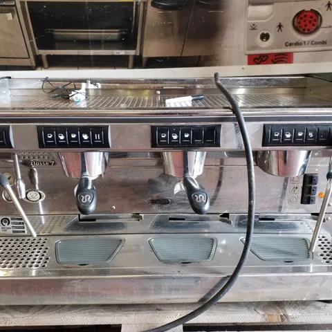 RANCILIO RAN7-3 COMMERCIAL 3 GROUP BARRISTA COFFEE MACHINE 