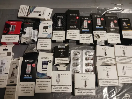 LOT OF ASSORTED E-CIG ACCESSORIES TO INCLUDE SMOK AND VOOPOO