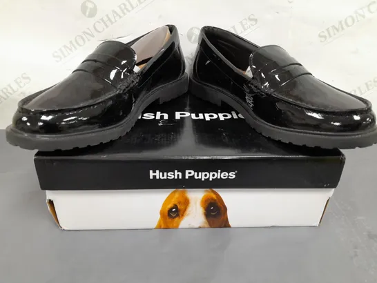 BOXED PAIR OF HUSH PUPPIES VERITY SLIP-ON SHOES IN BLACK UK SIZE 7