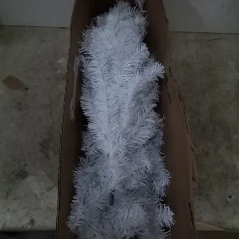 BOXED WHITE CHRISTMAS TREE 