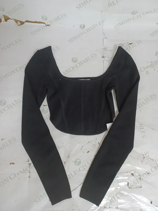 GLAMOROUS LONG SLEEVE FITTED TOP IN BLACK SIZE 10