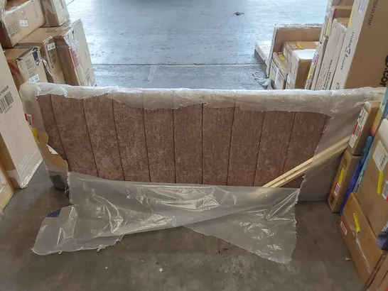 BAGGED CAYUSE UPHOLSTERED HEADBOARD // SIZE: 6FT SUPERKING 