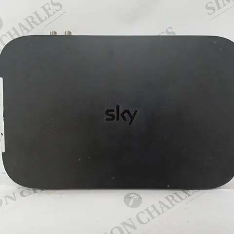 SKY Q BOX - ES130