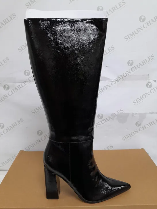 BOXED PAIR OF VERY KNEE ZIP UP BOOTS IN BLACK - SIZE 6