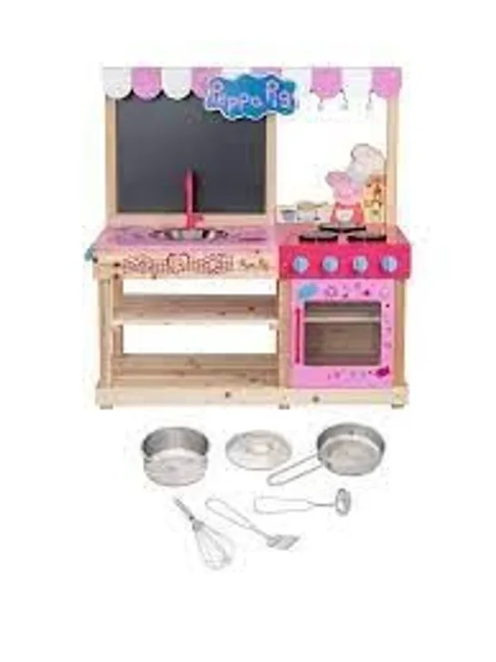 BOXED PEPPA'S MUD KITCHEN RRP £129.99