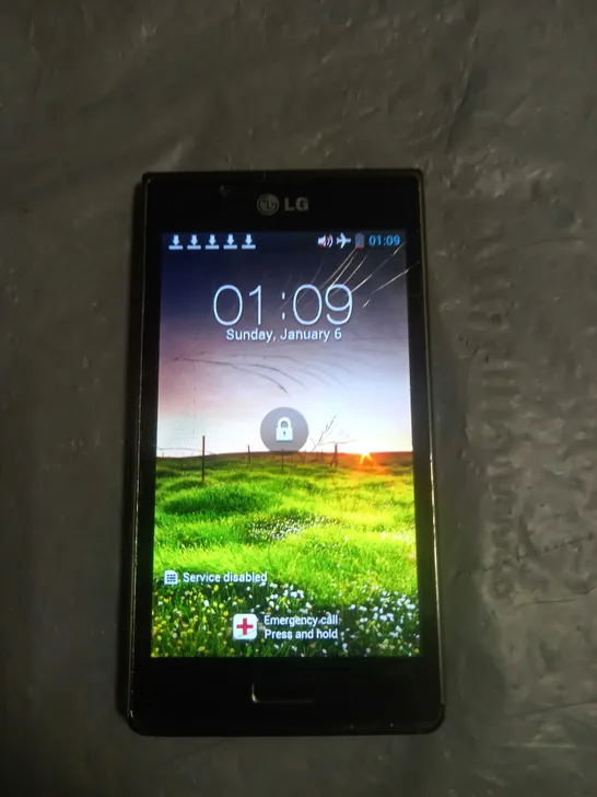 LG OPTIMUS P700 MOBILE PHONE 4GB