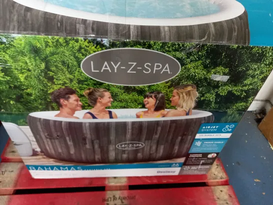 LAY-Z-SPA BAHAMAS PORTABLE HOT TUB - collection only 