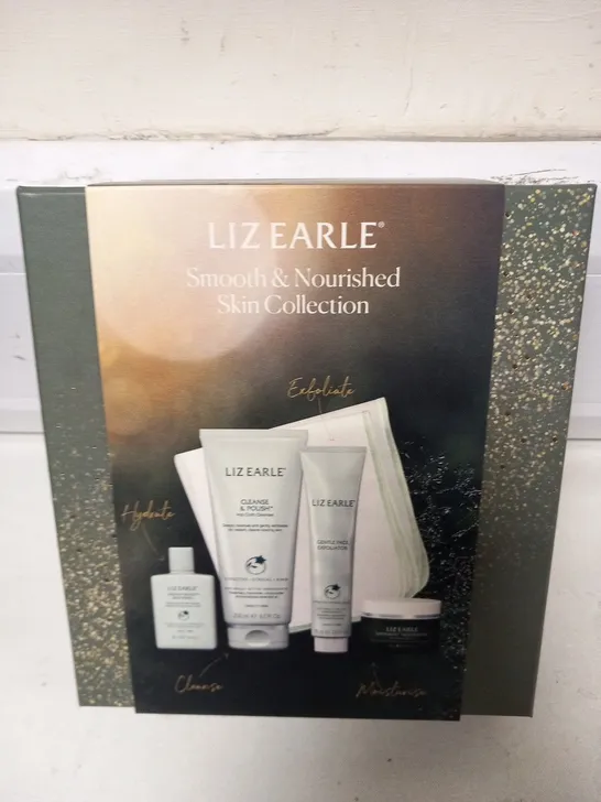 BOXED LIZ EARLE SMOTTH AND NOURISHED SKIN COLLECTION