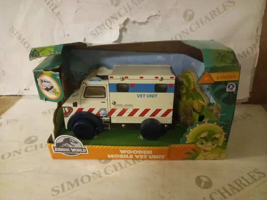 JURASSIC WORLD VEHICLE MOBILE VET RRP £12