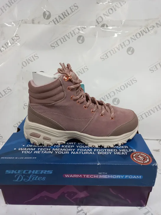 SKECHERS BLUSH SUEDE BOOTS - SIZE 3 HALF