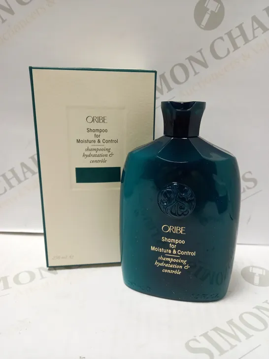 ORIBE MOISTURE & CONTROL SHAMPOO 250ML 