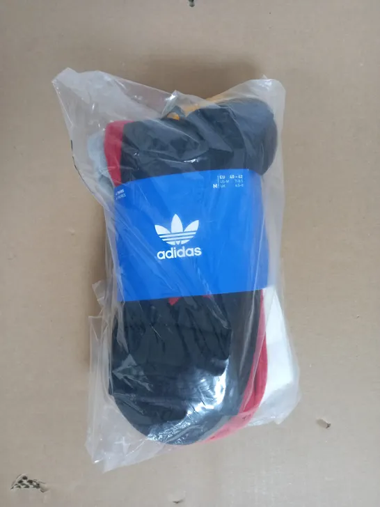 ADIDAS 6 PACK CREW NECK SOCKS IN MULTI COLOUR SIZE M