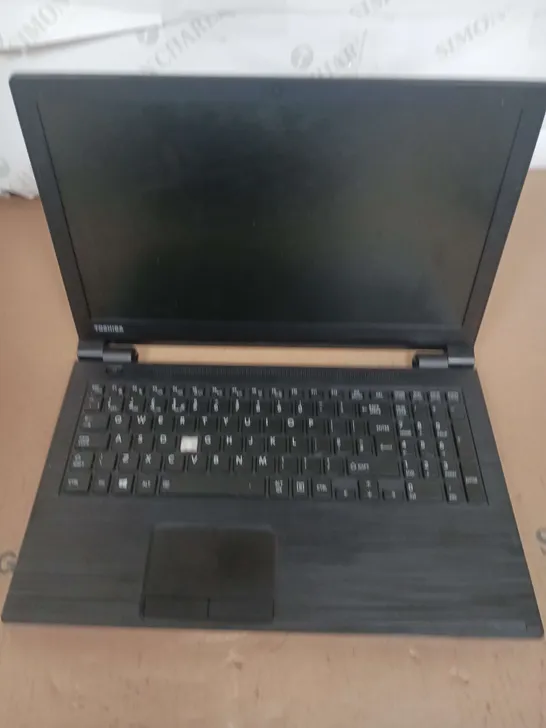 TOSHIBA SATELLITE PRO R50-C	15 INCH	I3-6006U 2.00GHZ