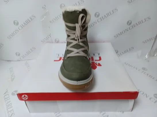 BOXED PAIR OF RIEKER WARM HIKING BOOTS, KHAKI - SIZE 7.5