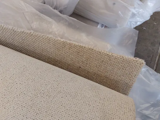 ROLL OF QUALITY SISAL WEAVE STYLE BARLEY CARPET - APPROXIMATELY 3.6 x 4M