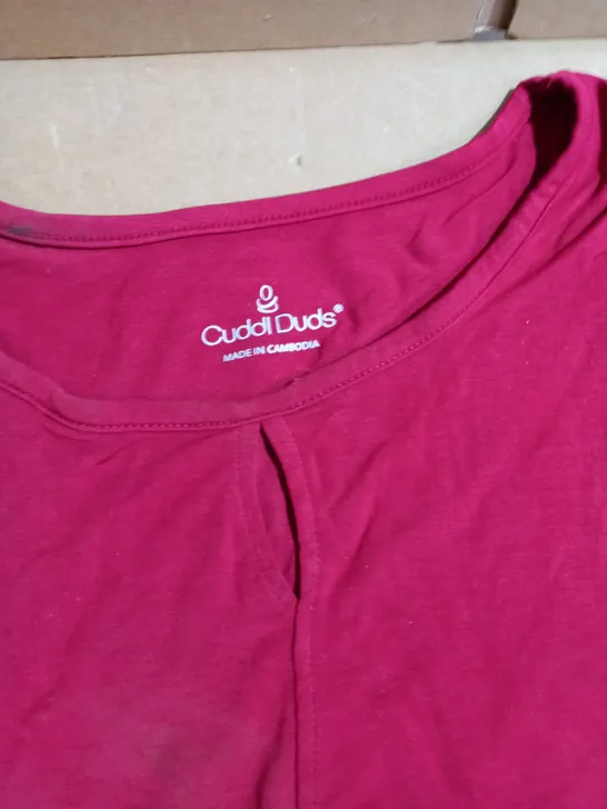 CUDDL DUDS KEYHOLE STRETCH TOP DEEP RED SIZE M 