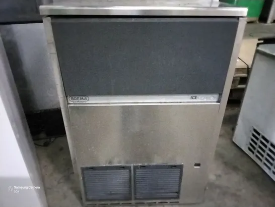 BREMA ICE MAKER