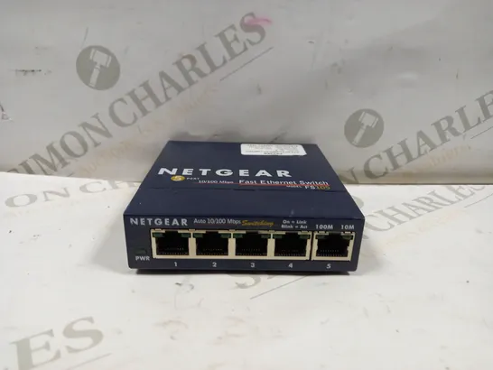 NETGEAR FAST ETHERNET SWITCH FS105