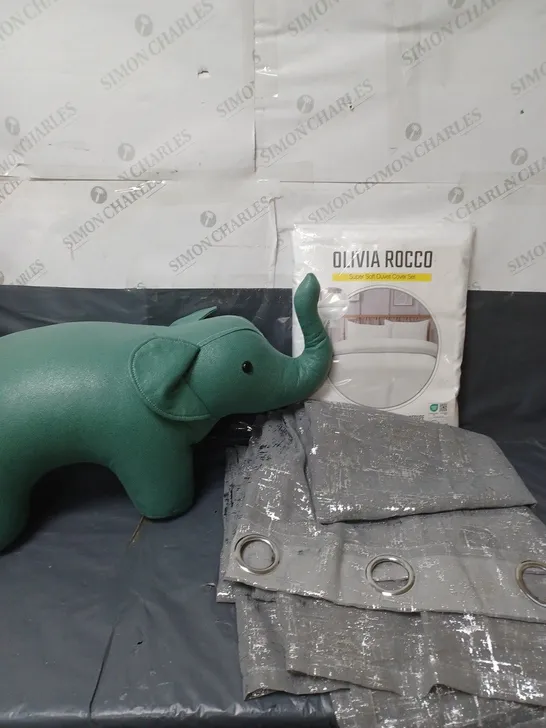 APPROXIMATELY 15 HOUSEHOLD ITEMS TO INCLUDE AN ELEPHANT FOOTSTOOL, BEDDING AND SILVER VOILE PANELS