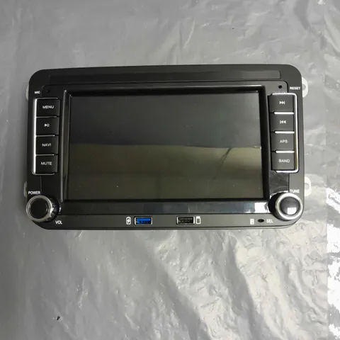 BOXED CAMECHO CAR STEREO SAT NAV FOR VOLKSWAGEN GOLF IN BLACK