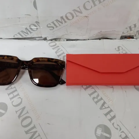 OUTLET RUTH LANGSFORD SUNGLASSES