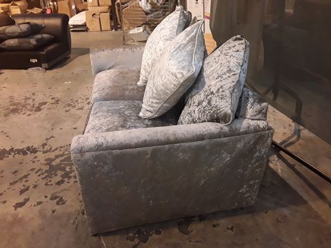 DESIGNER SILVER FABRIC THREE SEATER SOFA WITH SCATTER BACK CUSIONS 